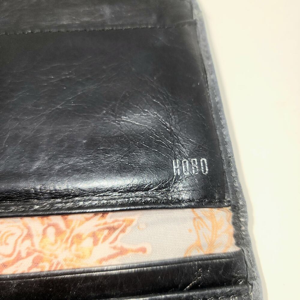 Hobo International Wallet Black  Embossed Quilted Leather Trifold - Picture 9 of 13